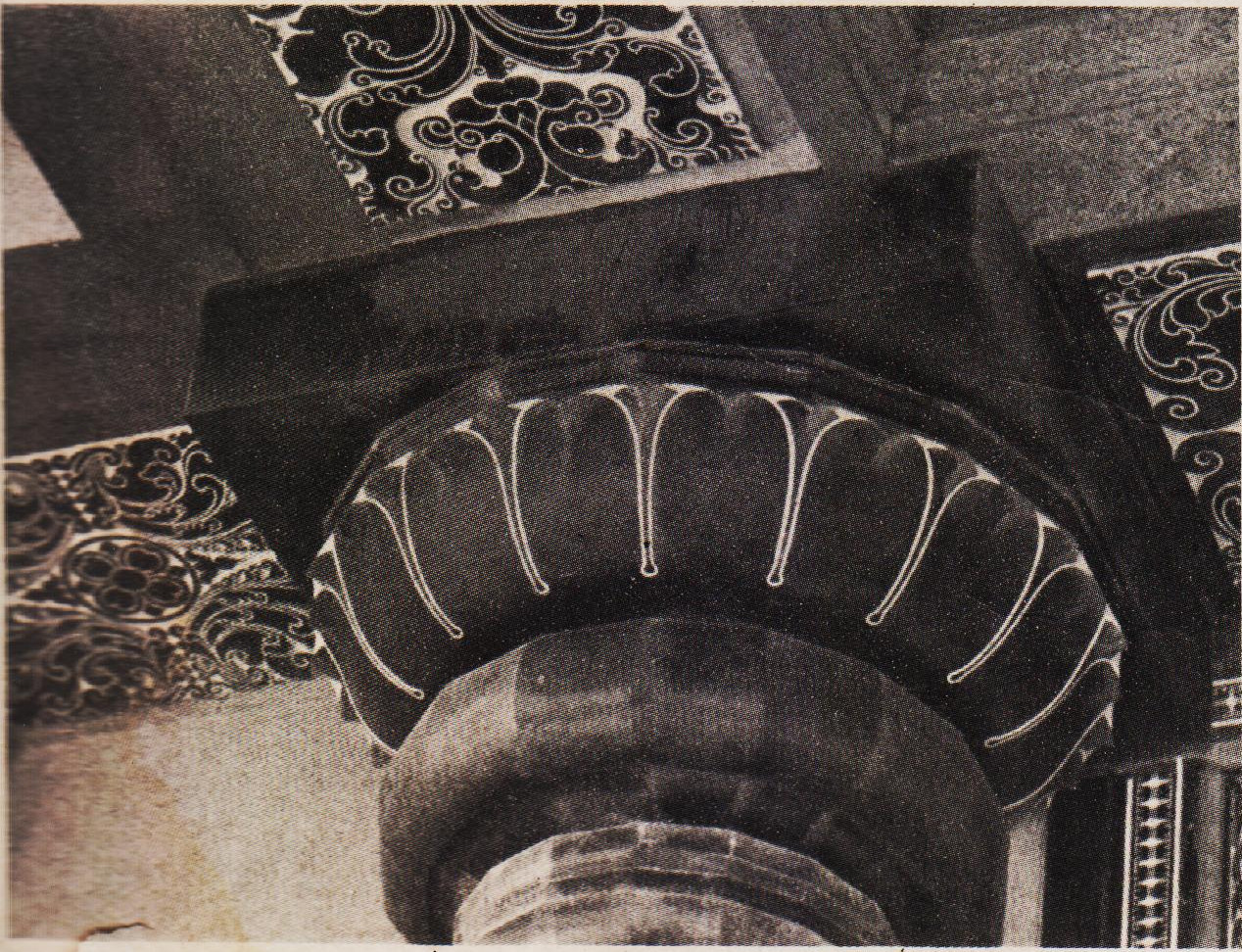 A close view of the capital of the Mukha Mandapam - column on teh east, adjacent to the door frame fo the Sabha Mandapam.