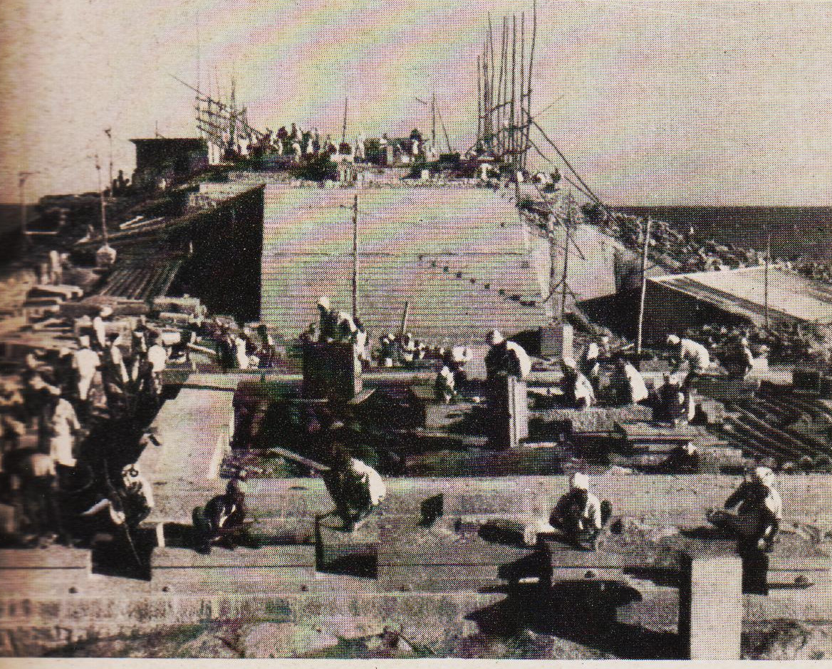 A view of the Main Entrance-steps of the Vivekananda Mandapam and the plinth of the Shripada Mandapam under construction.