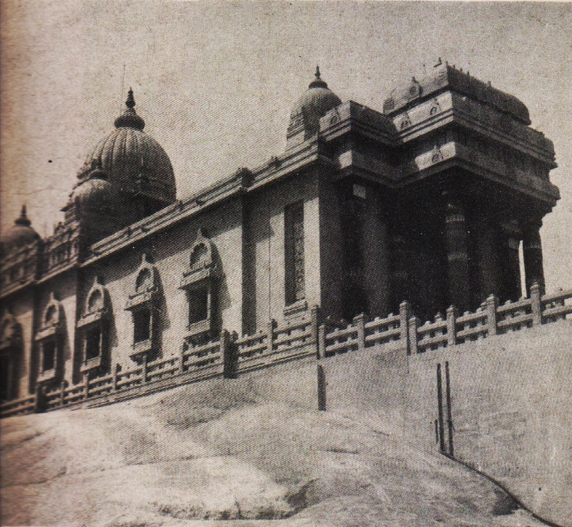 A side wall of the Vivekananda Mandapam as viewed from the north.