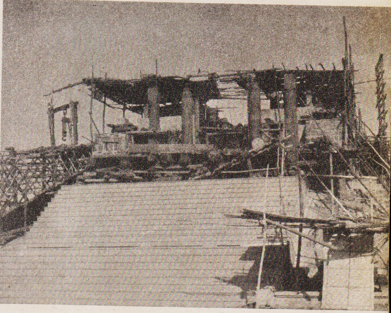 A view of the front of the Vivekananda Mandapam, with same of the pillars set in positions.